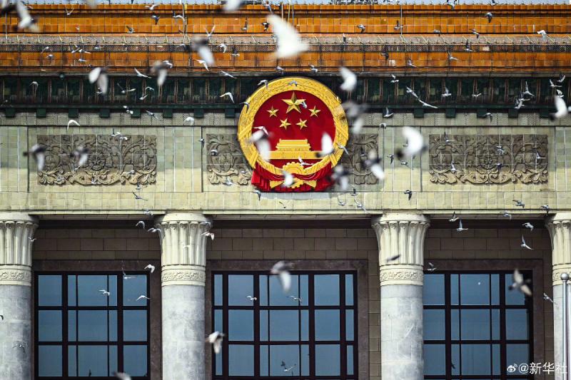 Featured image of post 第一篇博客
